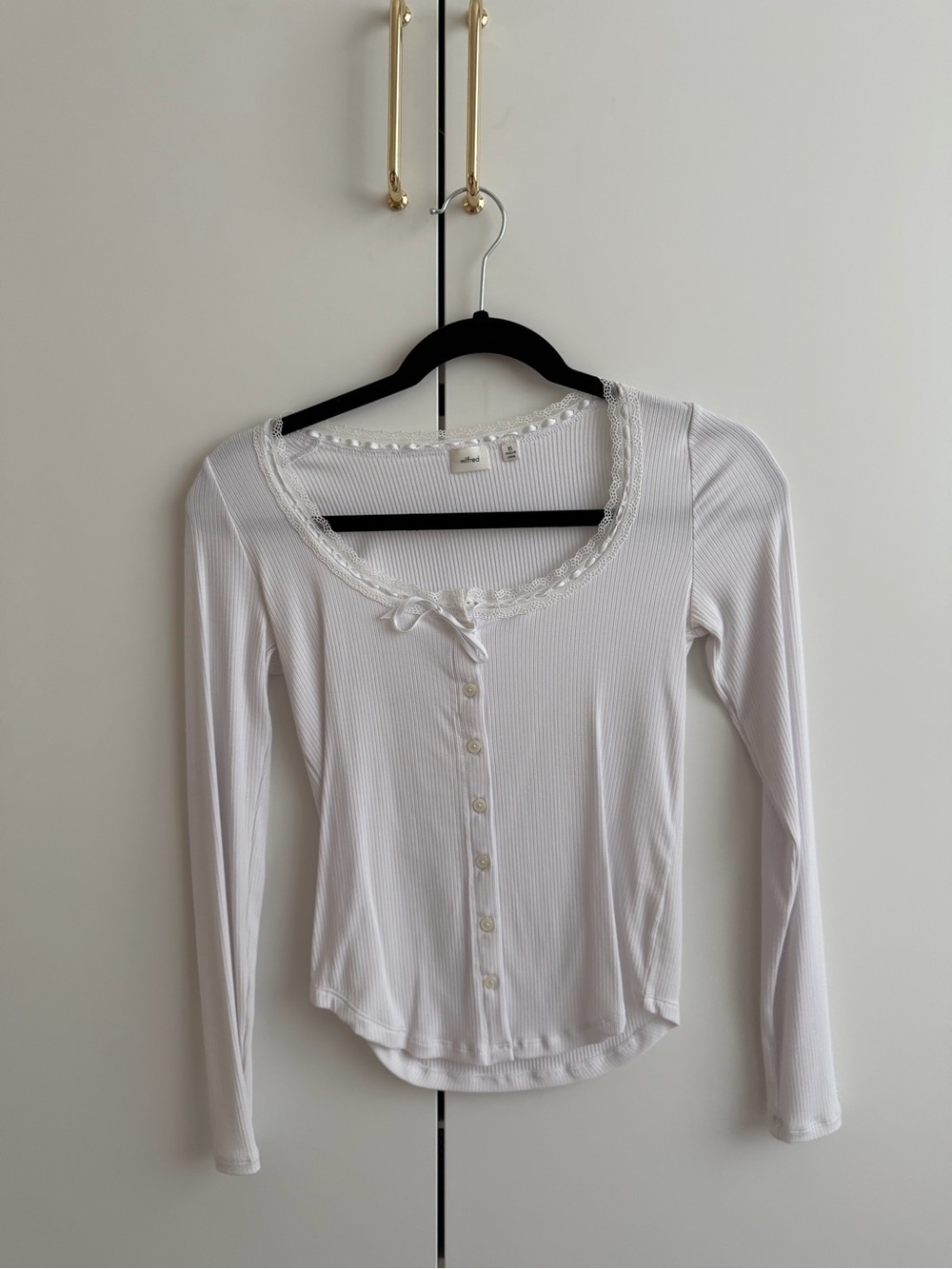 Aritzia Wilfred White Lace-Trim Button-Front Top